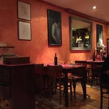 De saus lijkt steeds meer op bolognaise en minder op kasart. De Kastart