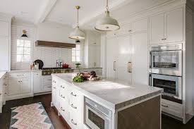 Light Grey Kitchen Cabinet Classic Gray By Benjamin Moore Paint Color Light Grey Kitchen Cabinet Classic G In 2020 Home Popular Granite Countertops Kitchen Countertops