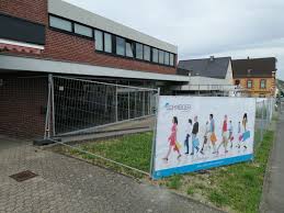 Hier findest du aktuelle neueröffnungen von rossmann sowie wiedereröffnende filialen von dem unternehmen in deutschland, österreich und der schweiz. Drogeriekette Rossmann Kommt Mit Filiale Nach Altenkirchen Ak Kurier De