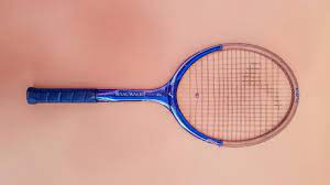 El primer jugador, en el caso de individuales (o pareja, en el de dobles) que gane seis juegos gana el set, siempre que mantenga dos de diferencia respecto al. Deportes Con Raqueta 8 Ejemplos Y Los Beneficios De Practicarlos