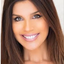 Michelle Carlon's Instagram, Twitter & Facebook