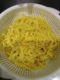 Cara membuat mie tek tek: Senangnya Buat Mee Sendiri Walaupun Tak Ada Mesin Sedap Bebas Pengawet Pewarna Tiruan