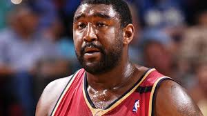 Robert Traylor: Commentators cause outrage with 'shameful' joke about dead  player
