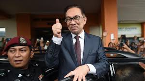 He served in dr mahathir mohamad's cabinet and was entrusted to hold several ministerial portfolios, and and the post of deputy prime minister, until his firing on. Best Frenemies Anwar Ibrahim S Release Rekindles An Old Malaysian Rivalry Wsj