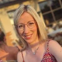 70+ "Cassandra Hoff" profiles