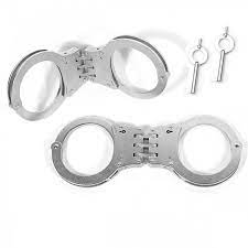 Since hinged handcuffs permit less movement than a chain cuff, they are generally considered to be more secure. Handcuff Tch 830 Superior Hinge Nickel 2054 Recon Company
