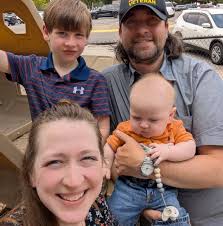 The same number of Minnesotans live in the blue counties as the number who  live in all the red counties. This is common across all states. Rural areas  are called rural areas