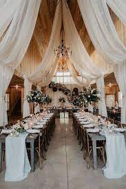 Boho Chic Barn Wedding Reception Decorations Weddingdecoration Rustic Barn Wedding Reception Fun Wedding Decor Bohemian Wedding Decorations