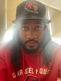 Jamison Lewis's Instagram, Twitter & Facebook