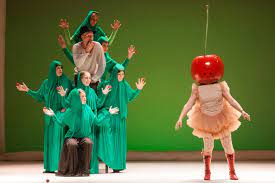 Caragiale îți oferă posibilitatea de a vedea cele mai bune piese de teatru. Cele Mai Bune Piese De Teatru Pe Care Le Vezi AlaÆ'turi De Cei Mici General Media