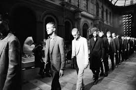 Esegui il download di questa immagine stock: Storia Del Brand Lanvin Giugliano Uomo