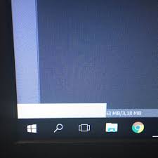 Das fehlerbild war aber anders…beim ausdruck von pdfs, die ein bild enthalten, sowie bilddateien (jpg), war ein breiter weißen. Problem Dass Unten Links Manchmal Uber Der Taskleiste Ein Kleiner Weisser Balken Ist Pc Windows 10