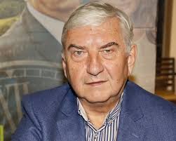 70enne, il prossimo 7 febbraio, nasce sotto il segno dell' acquario. Miroslav Donutil Provokoval Jsem Esenbaky Idnes Cz