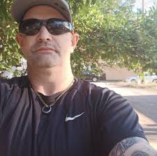 What kind of job opportunities are available in Flagstaff?