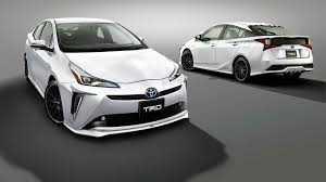 2019 toyota prius by trd toyota prius 2019 カスタムカー プリウス