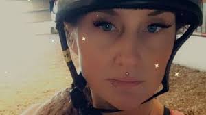 Fundraiser by Zowie Froggatt : Help reconstruct my sisters breast