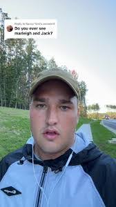 Kris Tomlinson's Instagram, Twitter & Facebook