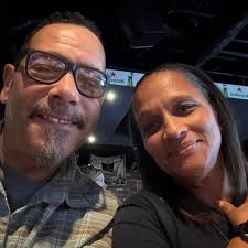 Carolina Girl Genealogy: GenFriends Genealogy Chat Show: A Relative Race  Update- Eric in Bermuda