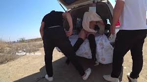 大神YQK重磅巨作，驱车户外建筑工地旁群交盛宴