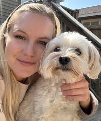 Soaking up the sunshine and warm temperatures while they last ☀️