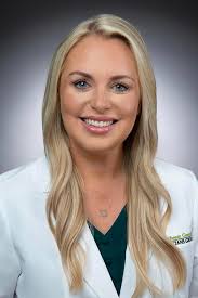 Renee Spencer's Instagram, Twitter & Facebook