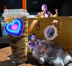 Video TikTok Erika Viral 8 Menit Blunder- Kronologi Percakapan Terkuak