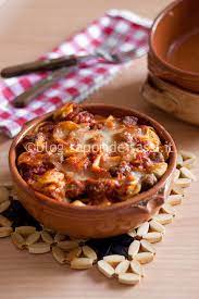 Le orecchiette, pasta fresca tradizionale pugliese, si condiscono tipicamente con le cime di rapa. Orecchiette Al Tegamino La Tradizione A Tavola Sapori Dei Sassi