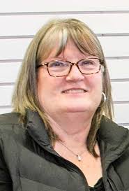 Former MLA, residents, politicians try to tamp down tour groups