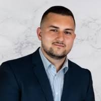 90+ profils pour “Husser”