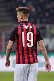 138,452 likes · 1,476 talking about this. Krzysztof Piatek 19 Of Ac Milan During The Serie A Match Between Ac Milan And Ssc Napoli At Stadio Giuseppe Meazza On Ja Ac Milan Jogadores De Futebol Futebol