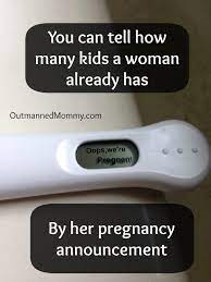 You Can Tell How Many Kids A Woman Has By Her Pregnancy Announcement Huffpost Life