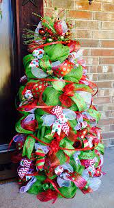 Deco Mesh Christmas Tree W Lights By Tavian Boudreau Tavboudreau Mesh Christmas Tree Christmas Decorating Hacks Diy Christmas Tree