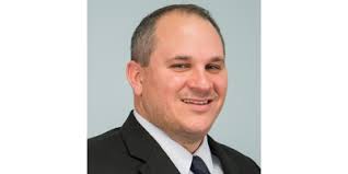 Christopher Horton, Senior Loan Officer