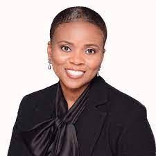 Lisa Voges's Instagram, Twitter & Facebook