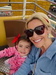 This is 4! 🥳 Happy 4th Birthday (for yesterday) to our adorable Beaney.  The little girl who loves Bluey, Sloths, Axolotls, Peppa Pig, Unicorns,  Sausages, Salmon, Chocolate and Ice Cream 🥰 You