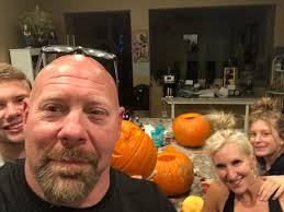 Having a fun night with the Family carving pumpkins!! Happy Halloween all!