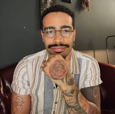 Critique of tattoo artist's Joker design