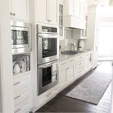 Awesome 46 Modern Farmhouse Kitchen Cabinet Makeover Design Ideas Http About Ruth Com 201 Kitchen Cabinets Decor Kitchen Cabinet Design White Kitchen Design