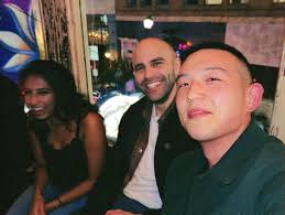 Our PGY3s Benjamin, Meghana, Aaron, Derrick, Bivek, and Raj have been  enjoying some class bonding time while at the Wills Eye Review Course this  week! 📚👀