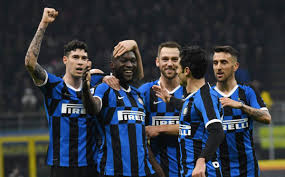 L'inter, dopo la batosta subita contro il real madrid, si è rilanciata alla grande battendo prima il sassuolo in campionato e successivamente il vista la chiusura al pubblico degli stadi in tanti si staranno chiedendo dove vedere la partita dell'inter di oggi e in particolare su quali canali televisivi e. Inter Cagliari Streaming Gratis E Diretta Tv Dove Vedere Il Match Oggi