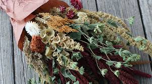 Learn how to dry flowers quickly from your garden using just a few materials for flowers preservation. How To Dry Cut Flowers Johnny S Selected Seeds