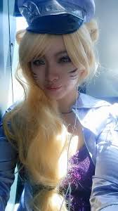 Hecate Cosplayer in Arena Breakout