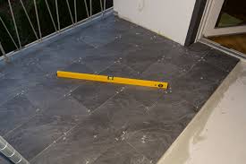 Verlegung von terrassenplatten oder fliesen auf stelzlager. Granitplatten Verlegen So Geht S Heimhelden