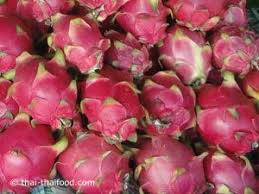 Thailandische Fruchte Exotisches Von Den Thai Markten Drachenfrucht Fruchte Asiatische Fruchte
