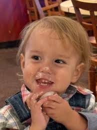 Saludos a todos! Los invitamos mas tarde en Alas de Amor a las 6 pm. CST.  Nuestros invitados son Jorge Garcia, y Joaquin Adame;Activistas del Consejo  De Resistencia En Defensa Del Inmigrante.