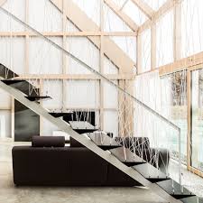 Treppe Im Objekt Felsenkeller Pirna Stahltreppe Mit Extra Angefertigten Gefalteten Stahlblechstufen Naturbelassen Nur Geo Mit Bildern Stahltreppen Schwarzblech Treppe
