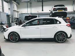 Hyundai I30n Performance Pack In Polar White Side View Hyundai Hot Hatch Elantra