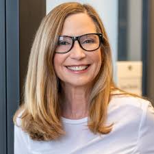 THE BEST 10 REAL ESTATE AGENTS near HIGHWOOD, IL 60040