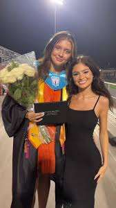 Aubree Valentino Solo Shot