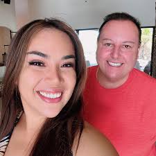 Na una dey worry. They're both living their best lives 😁